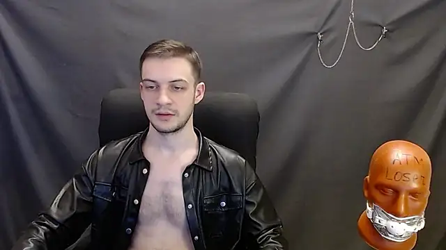 Snapshot of _Damien_thorn_ chatting on 02.04.25 Damien thorn online show from 02.04.25