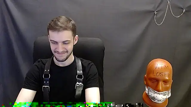 Snapshot of _Damien_thorn_ chatting on 02.10.25 Damien thorn online show from 02.10.25