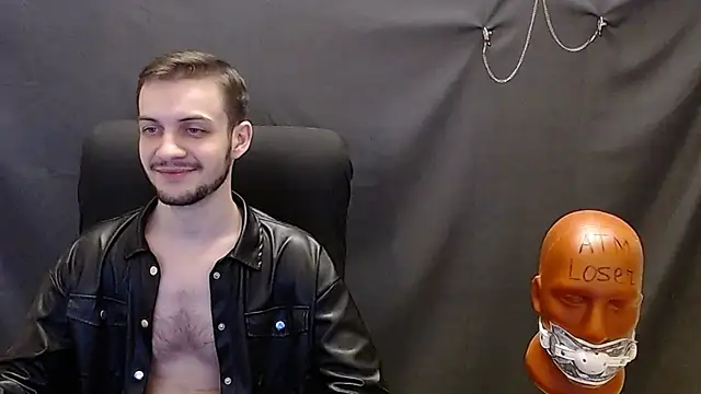 Snapshot of _Damien_thorn_ chatting on 02.14.25 Damien thorn online show from 02.14.25