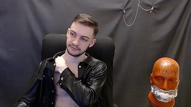 Snapshot of _Damien_thorn_ chatting on 03.07.25 Damien thorn online show from 03.07.25