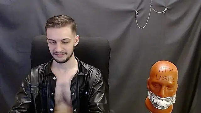 Snapshot of _Damien_thorn_ chatting on 03.09.25 Damien thorn online show from 03.09.25