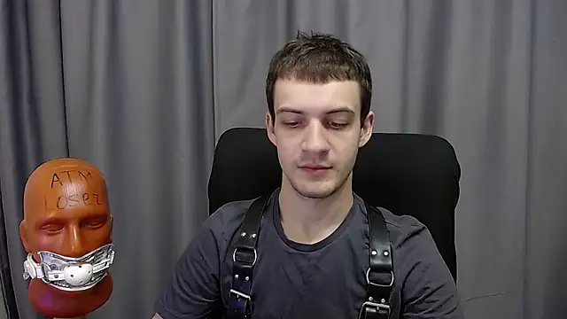 Snapshot of _Damien_thorn_ chatting on 09.30.25 Damien thorn online show from 09.30.25