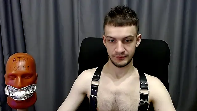 Snapshot of _Damien_thorn_ chatting on 10.10.25 Damien thorn online show from 10.10.25