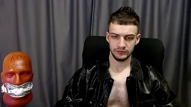 Snapshot of _Damien_thorn_ chatting on 10.13.25 Damien thorn online show from 10.13.25