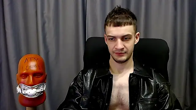 Snapshot of _Damien_thorn_ chatting on 10.16.25 Damien thorn online show from 10.16.25