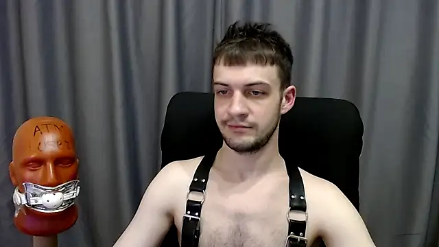 Snapshot of _Damien_thorn_ chatting on 11.29.25 Damien thorn online show from 11.29.25