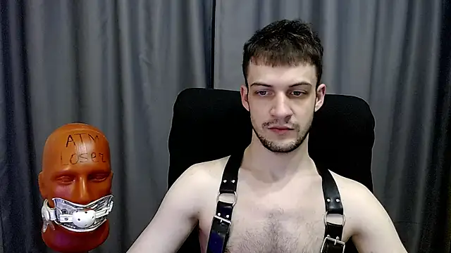 Snapshot of _Damien_thorn_ chatting on 11.30.25 Damien thorn online show from 11.30.25