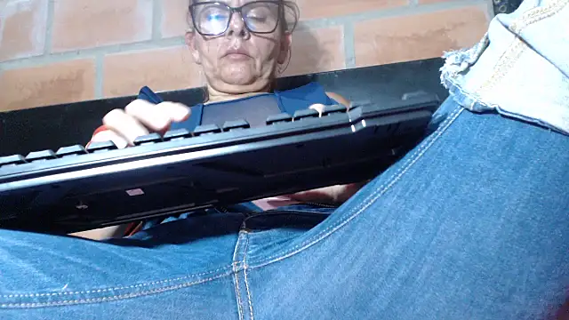 DevoraAmateur online show from 03.11.26