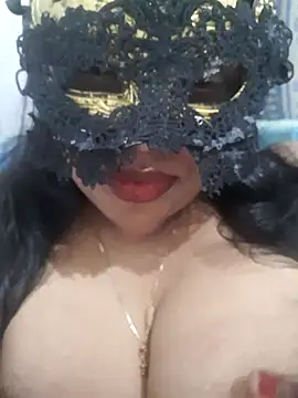Snapshot of chubby_wife chatting on 06.12.26 chubby wife online show from 06.12.26