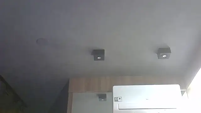 Skinny-Kitten online show from 12.03.25