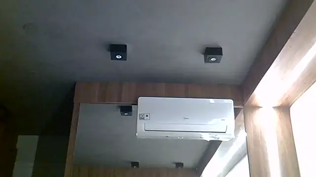 Skinny-Kitten online show from 02.18.26