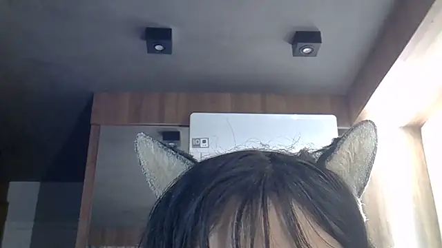 Snapshot of Skinny-Kitten chatting on 06.13.26 Skinny-Kitten online show from 06.13.26