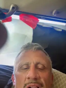 Snapshot of prekumstud chatting on 09.30.25 prekumstud online show from 09.30.25