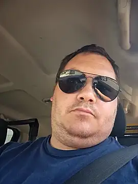 Snapshot of valhallacouple420 chatting on 03.26.26 valhallacouple420 online show from 03.26.26