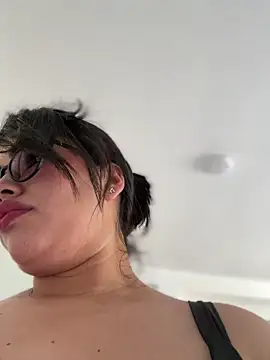 Snapshot of andra_rose chatting on 01.26.25 andra rose online show from 01.26.25