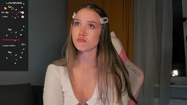 Snapshot of Amelia_Lein chatting on 01.27.25 Amelia Lein online show from 01.27.25