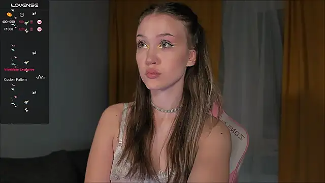 Snapshot of Amelia_Lein chatting on 02.10.25 Amelia Lein online show from 02.10.25