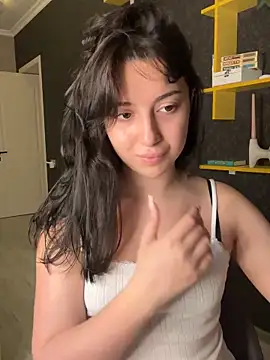 Snapshot of Tasty_Nora chatting on 05.19.26 Tasty Nora online show from 05.19.26