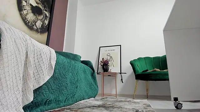 Kate007Bloom online show from 04.28.26