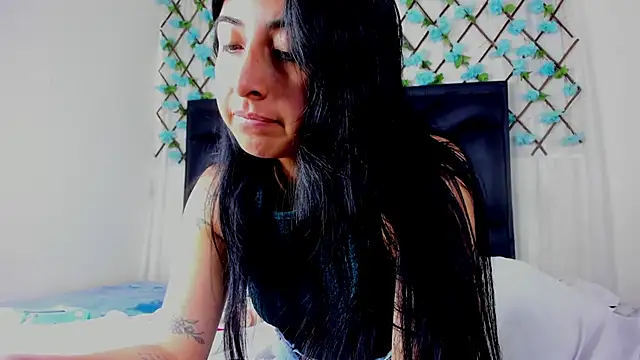 EmmaWilliamss online show from 06.05.26