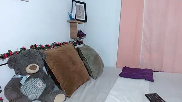 Snapshot of nickyCollins chatting on 03.21.25 nickyCollins online show from 03.21.25