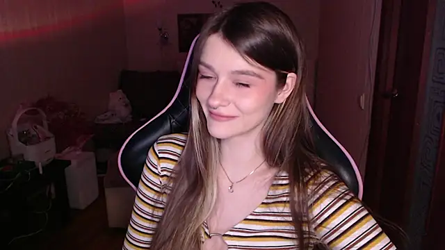 Snapshot of jeann_elsaa chatting on 11.30.25 jeann elsaa online show from 11.30.25