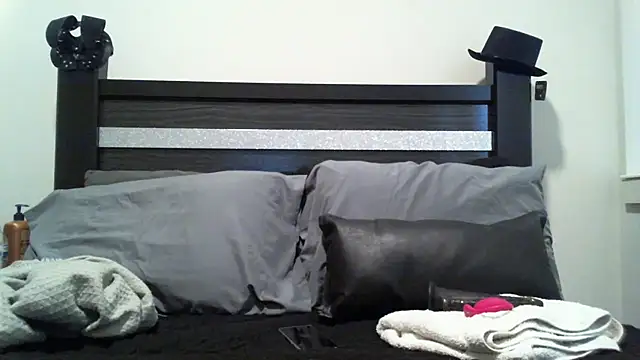 lofibunni online show from 02.12.26