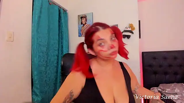 Snapshot of victoriaasaenz_ chatting on 01.18.25 victoriaasaenz online show from 01.18.25