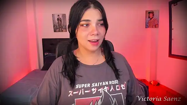 Snapshot of victoriaasaenz_ chatting on 10.12.25 victoriaasaenz online show from 10.12.25