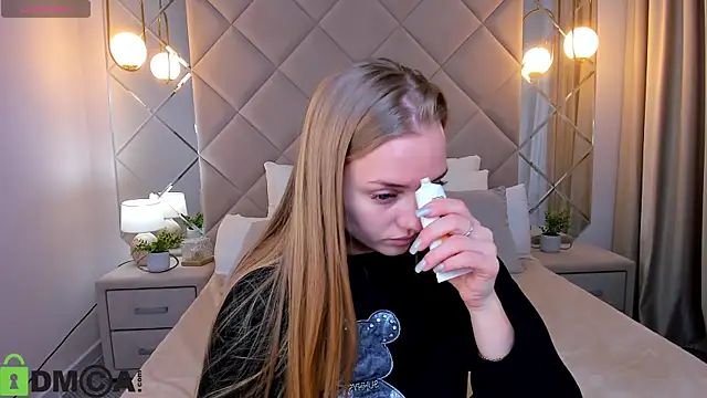 Snapshot of Barbie_Lis chatting on 11.05.25 Barbie Lis online show from 11.05.25