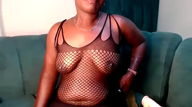 judyshinel20 online show from 03.19.25