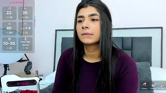 Snapshot of ZiaCalifa chatting on 10.15.25 ZiaCalifa online show from 10.15.25