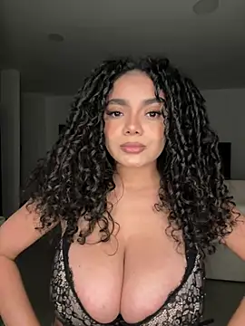 Mariecurl online show from 06.18.26