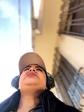 Insane Issa online show from 12.02.24