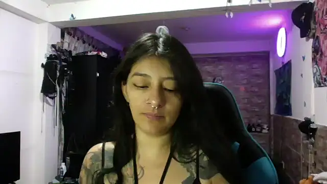 AngelaQueen  online show from 09.18.25