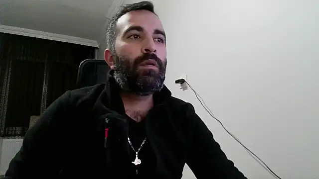 Snapshot of tgltplsr chatting on 12.13.24 tgltplsr online show from 12.13.24