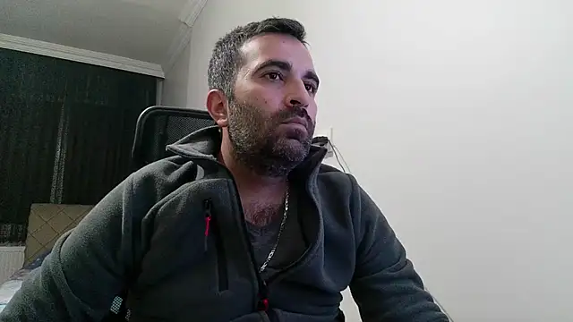 Snapshot of tgltplsr chatting on 12.24.24 tgltplsr online show from 12.24.24