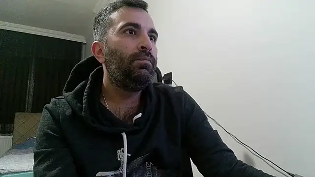 Snapshot of tgltplsr chatting on 01.20.25 tgltplsr online show from 01.20.25