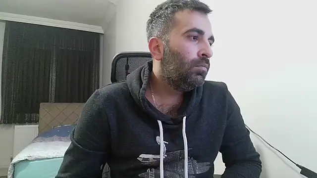 Snapshot of tgltplsr chatting on 01.21.25 tgltplsr online show from 01.21.25