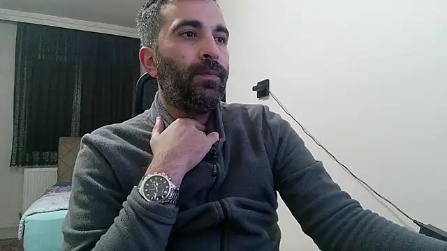 Snapshot of tgltplsr chatting on 01.26.25 tgltplsr online show from 01.26.25