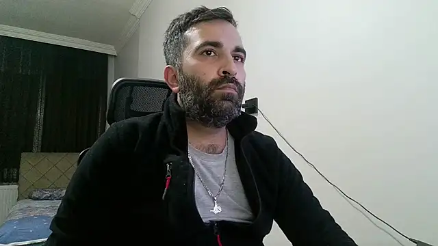 Snapshot of tgltplsr chatting on 02.02.25 tgltplsr online show from 02.02.25