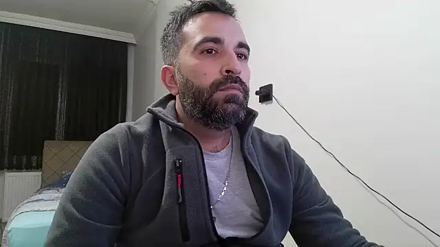 Snapshot of tgltplsr chatting on 02.07.25 tgltplsr online show from 02.07.25