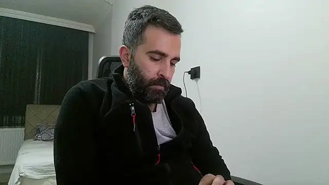 Snapshot of tgltplsr chatting on 02.25.25 tgltplsr online show from 02.25.25