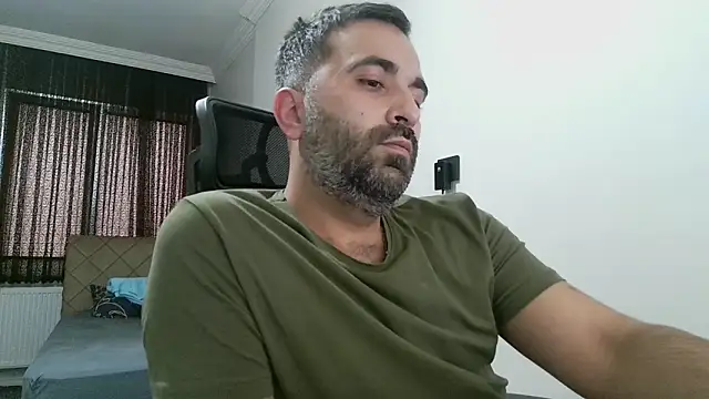 Snapshot of tgltplsr chatting on 09.14.25 tgltplsr online show from 09.14.25