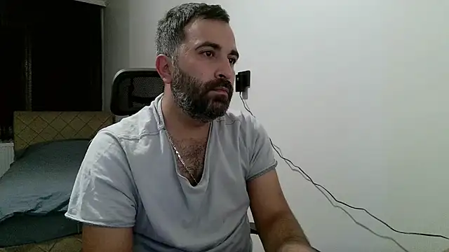 Snapshot of tgltplsr chatting on 09.23.25 tgltplsr online show from 09.23.25