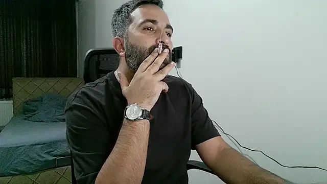 Snapshot of tgltplsr chatting on 09.24.25 tgltplsr online show from 09.24.25