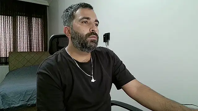 Snapshot of tgltplsr chatting on 09.25.25 tgltplsr online show from 09.25.25