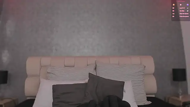 Snapshot of lena_banks chatting on 03.07.25 lena banks online show from 03.07.25