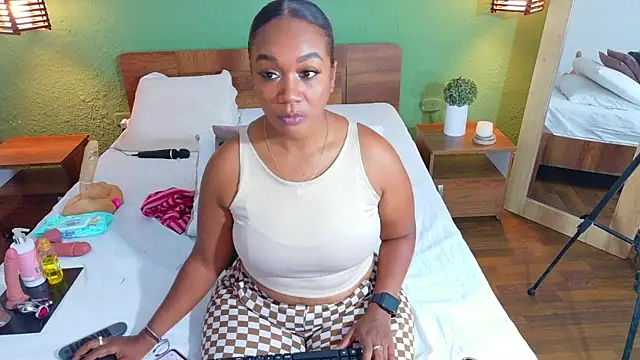 dannaahbrown online show from 09.17.25