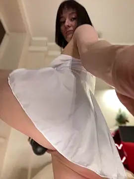 Snapshot of evaran_ chatting on 01.04.25 evaran online show from 01.04.25